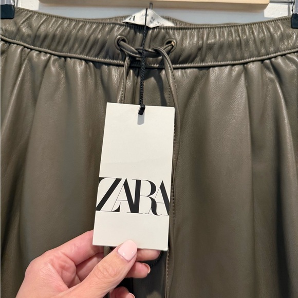 Zara Green Brown Faux Leather Sweatpants Relaxed Fit Joggers size S NWT - Picture 6 of 10